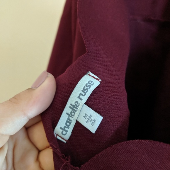 Red scallop neck dress - Picture 4 of 4